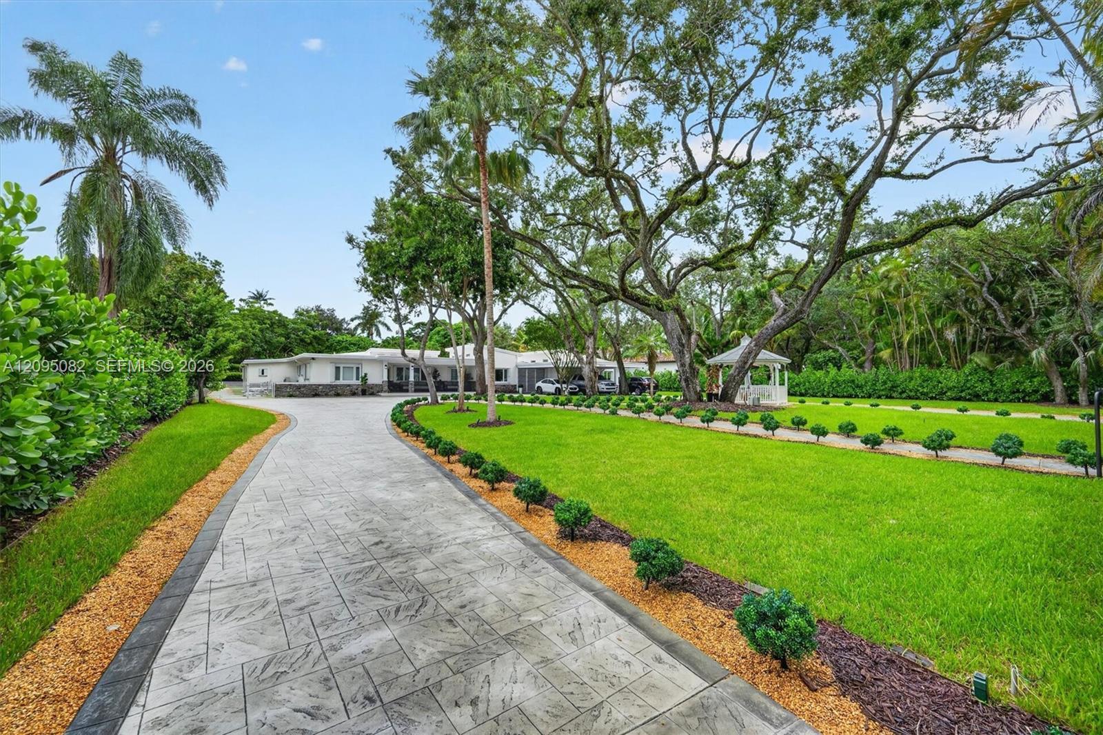 6750 SW 74th St, South Miami FL 33143 photo 4