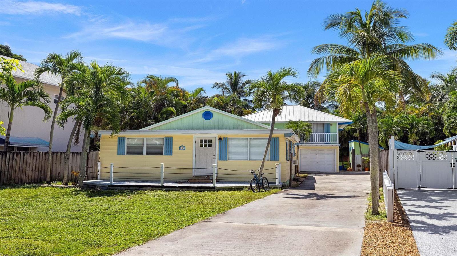 740 S LAKE Avenue, Delray Beach FL 33483 photo 2