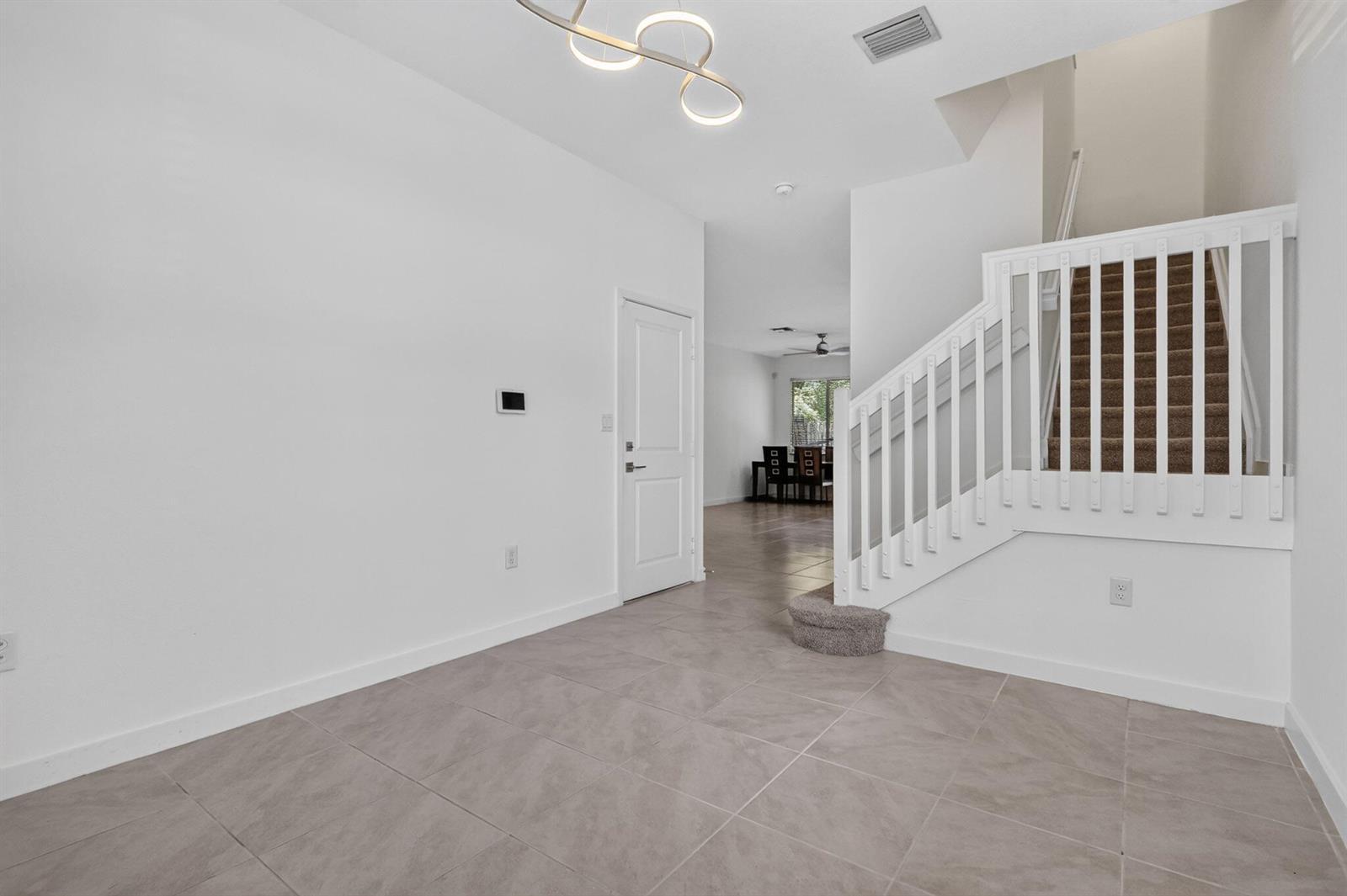 1339 NW 208TH Terrace, Miami Gardens FL 33169 photo 4