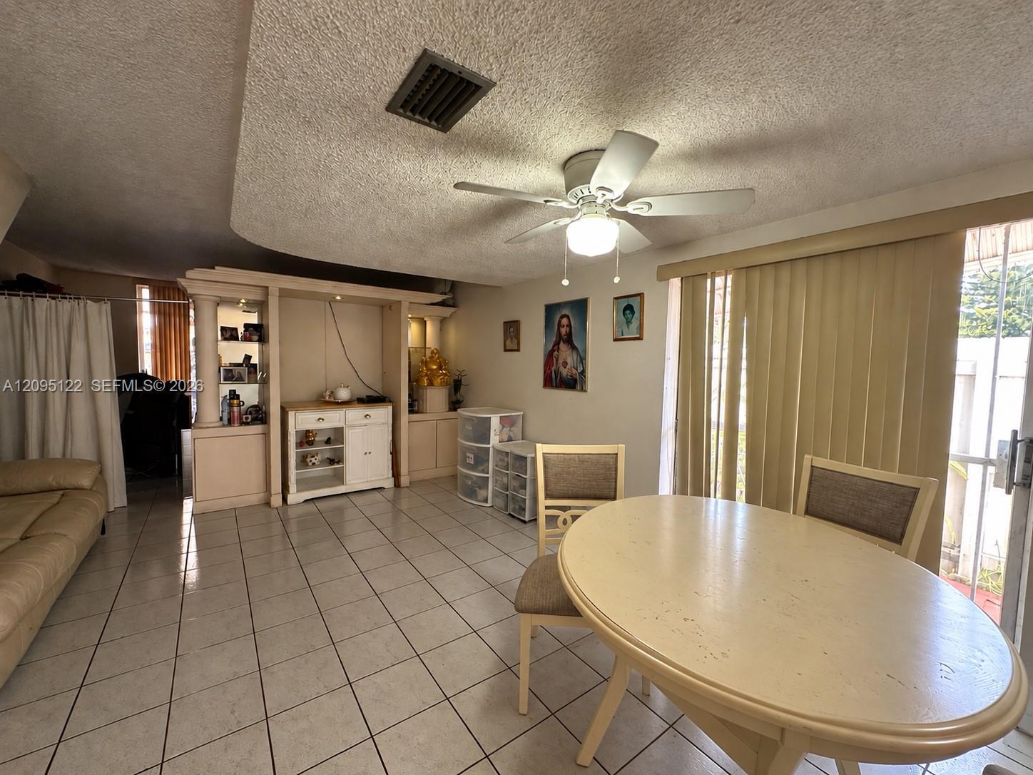 1103 W 39th Ter # 20, Hialeah FL 33012 photo 4