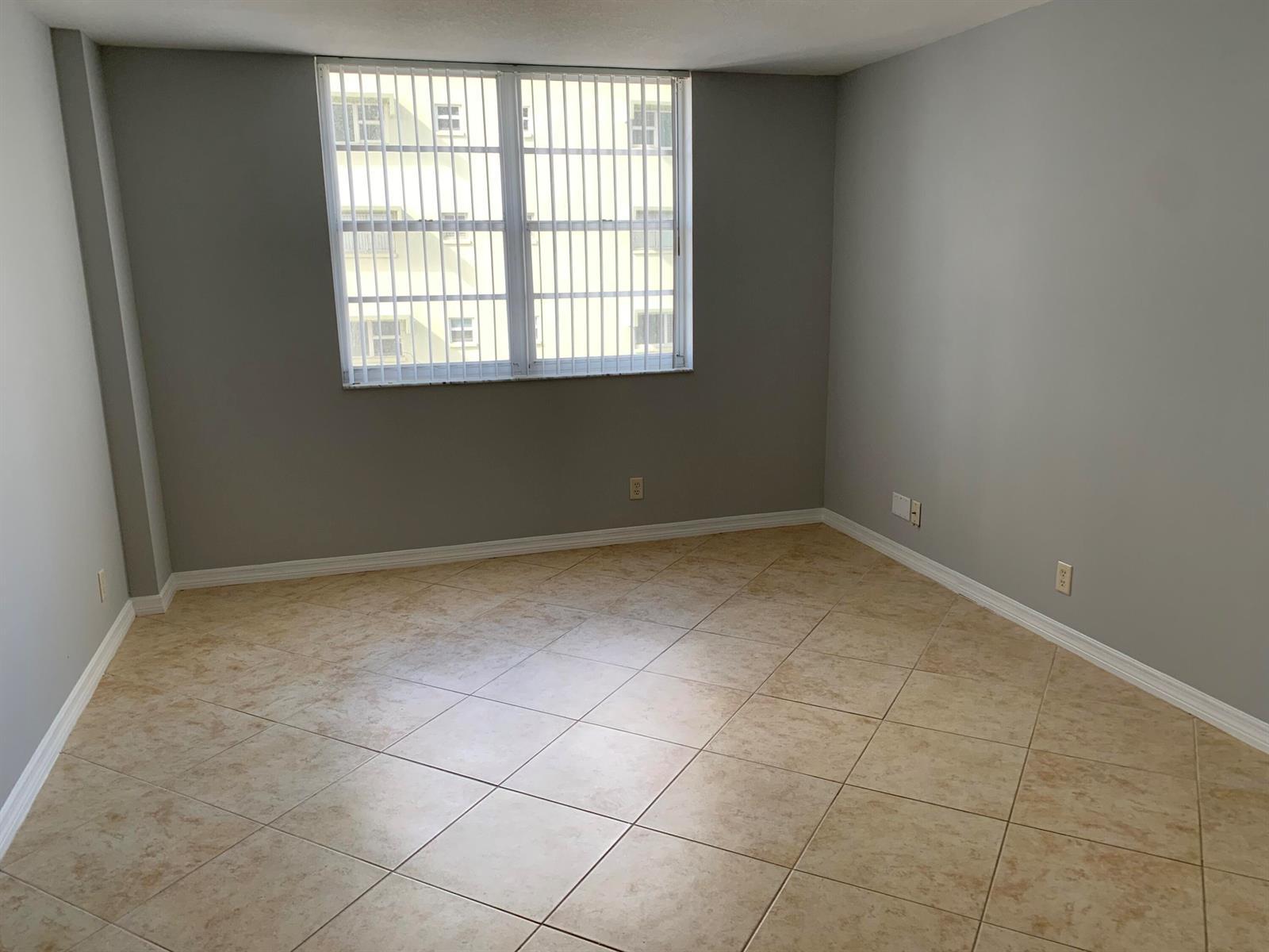 3001 W ROLLING HILLS Circle # 709, Davie FL 33328 photo 4