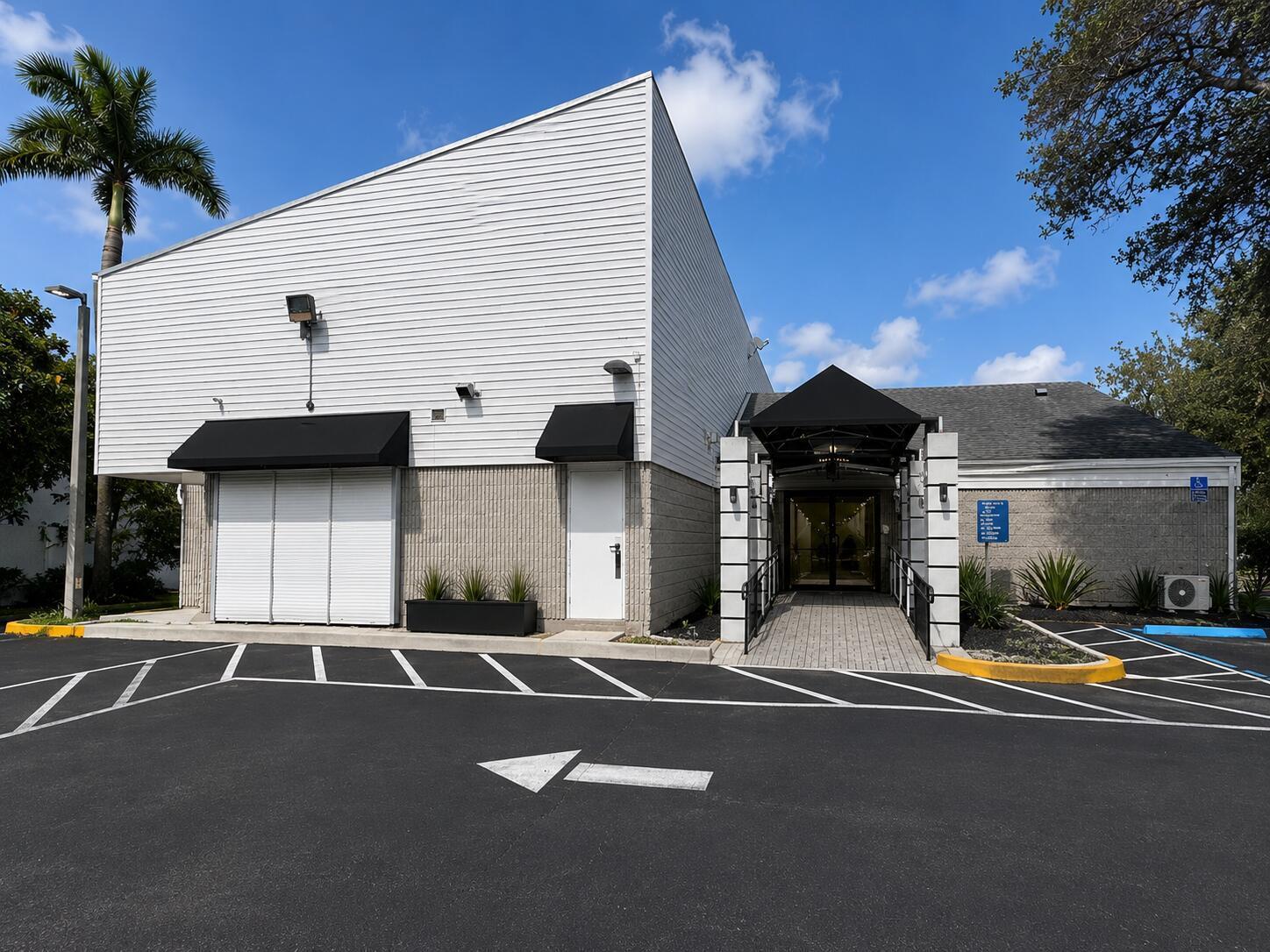 230 S Dixie Highway, Hallandale Beach FL 33009