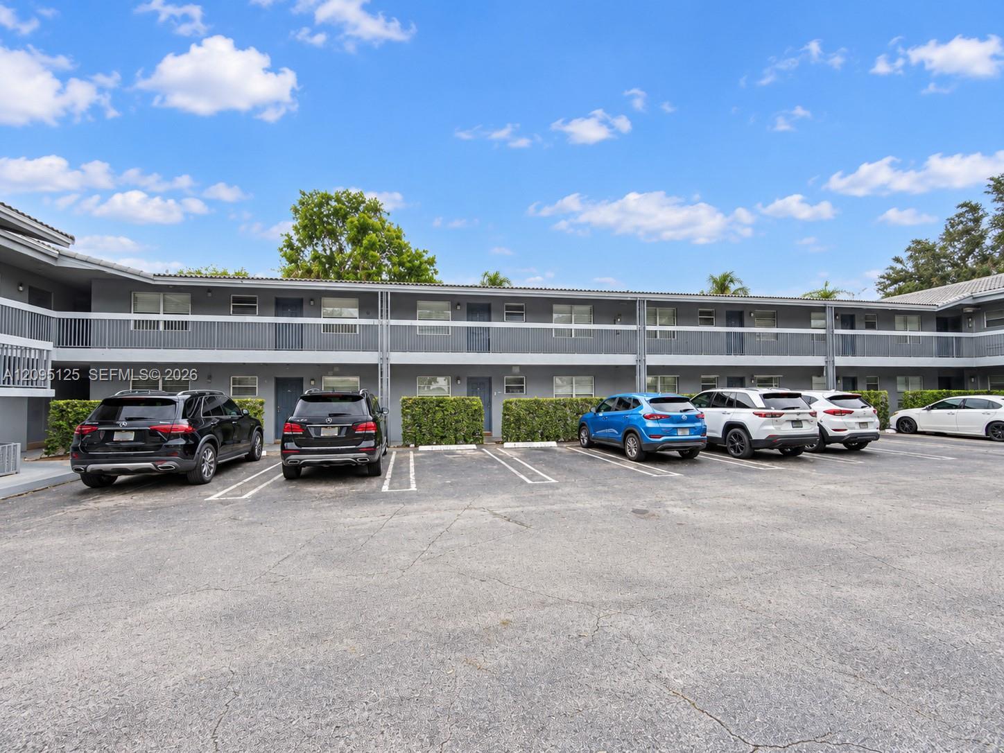 8982 W Sample Rd # 204, Coral Springs FL 33065 photo 2