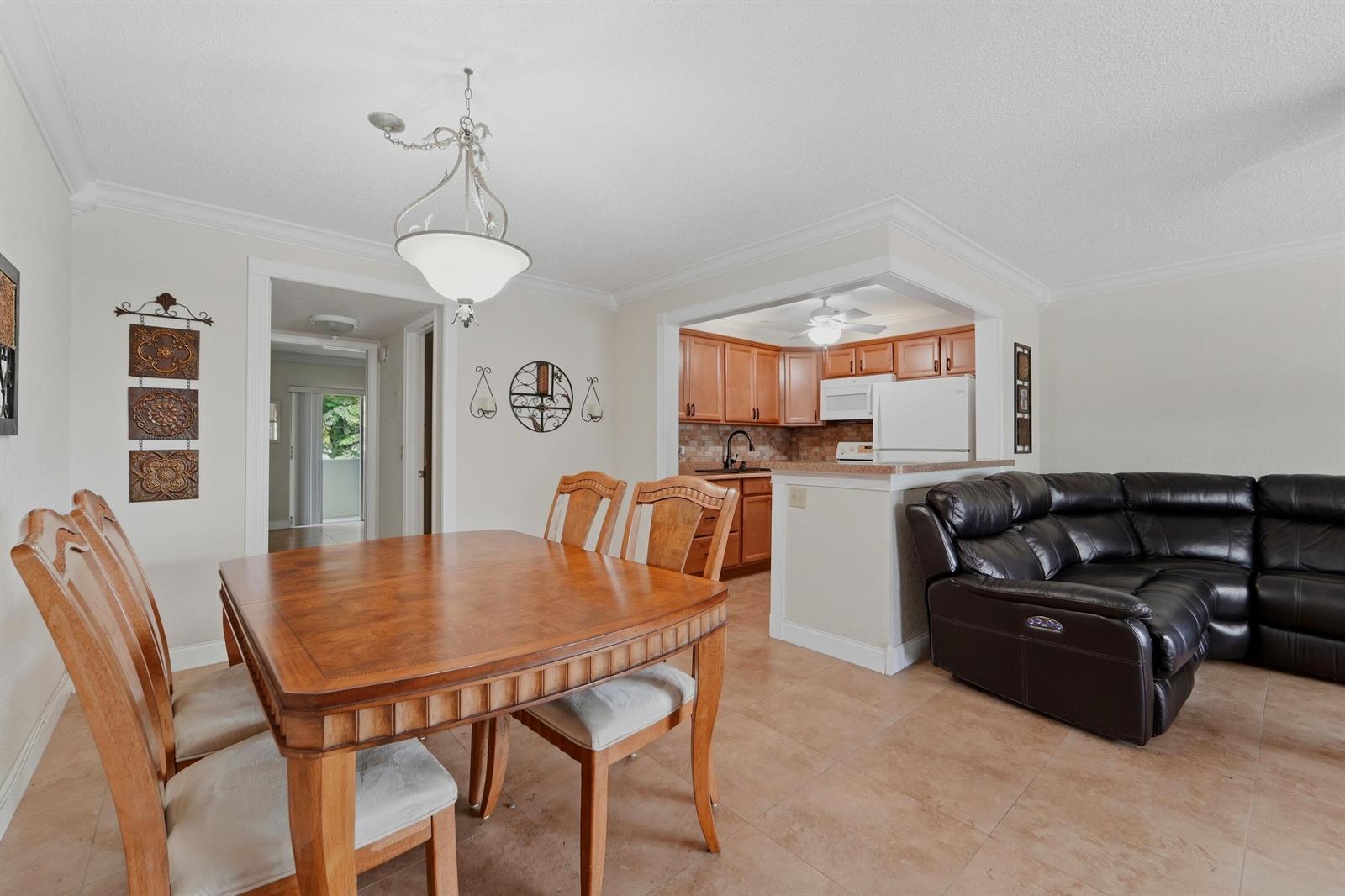 173 KENT J, West Palm Beach FL 33417 photo 5