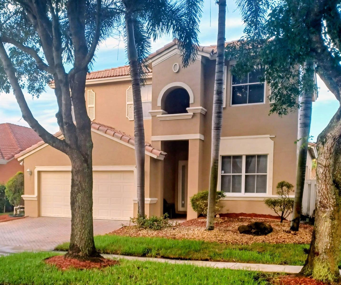 2736 SW 135TH Avenue, Miramar FL 33027 photo 2