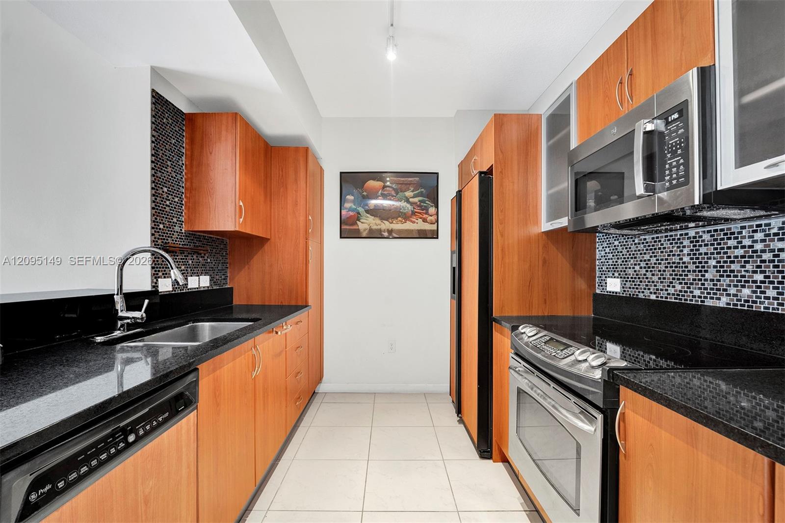 2775 NE 187th St # 623, Aventura FL 33180 photo 4
