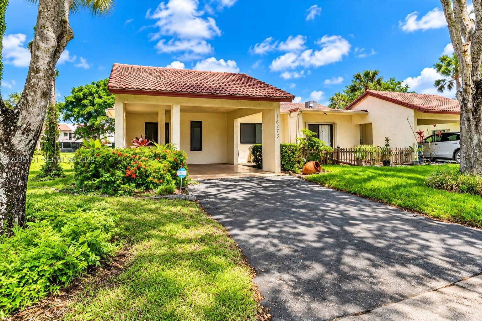 16273 Laurel Dr # 7, Weston FL 33326