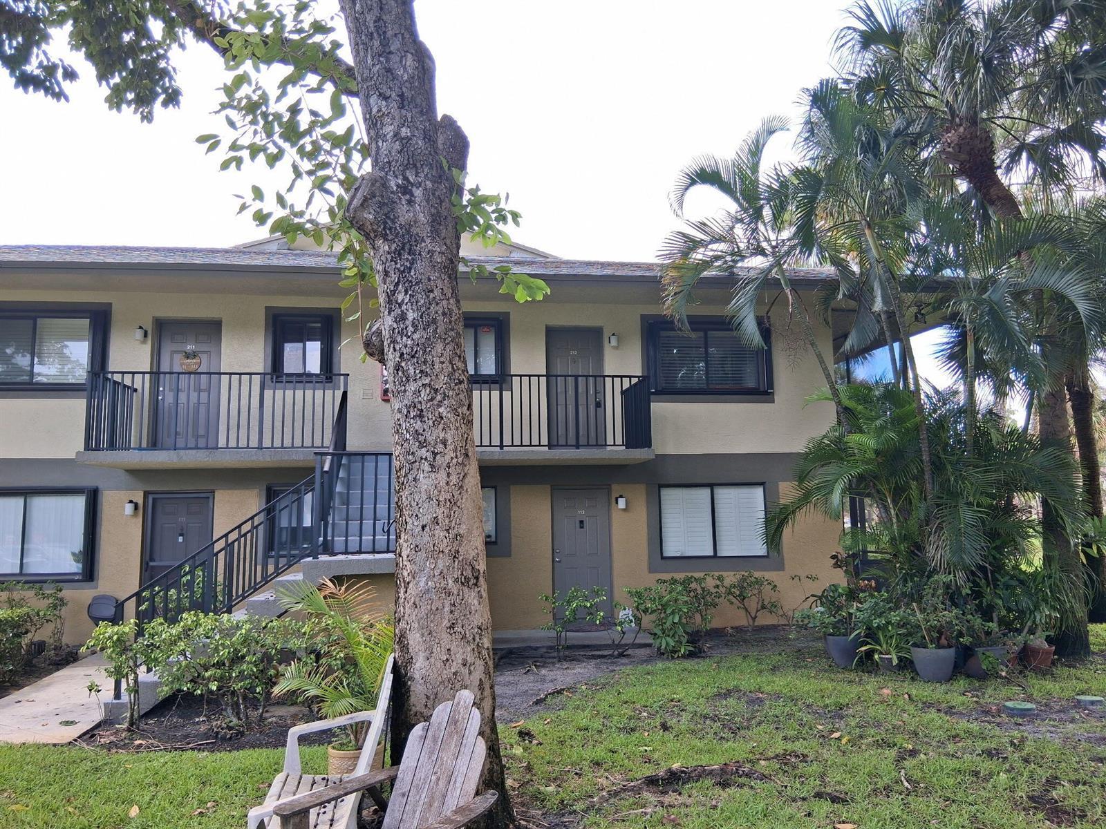 677 TRACE Circle # 212, Deerfield Beach FL 33441 photo 2