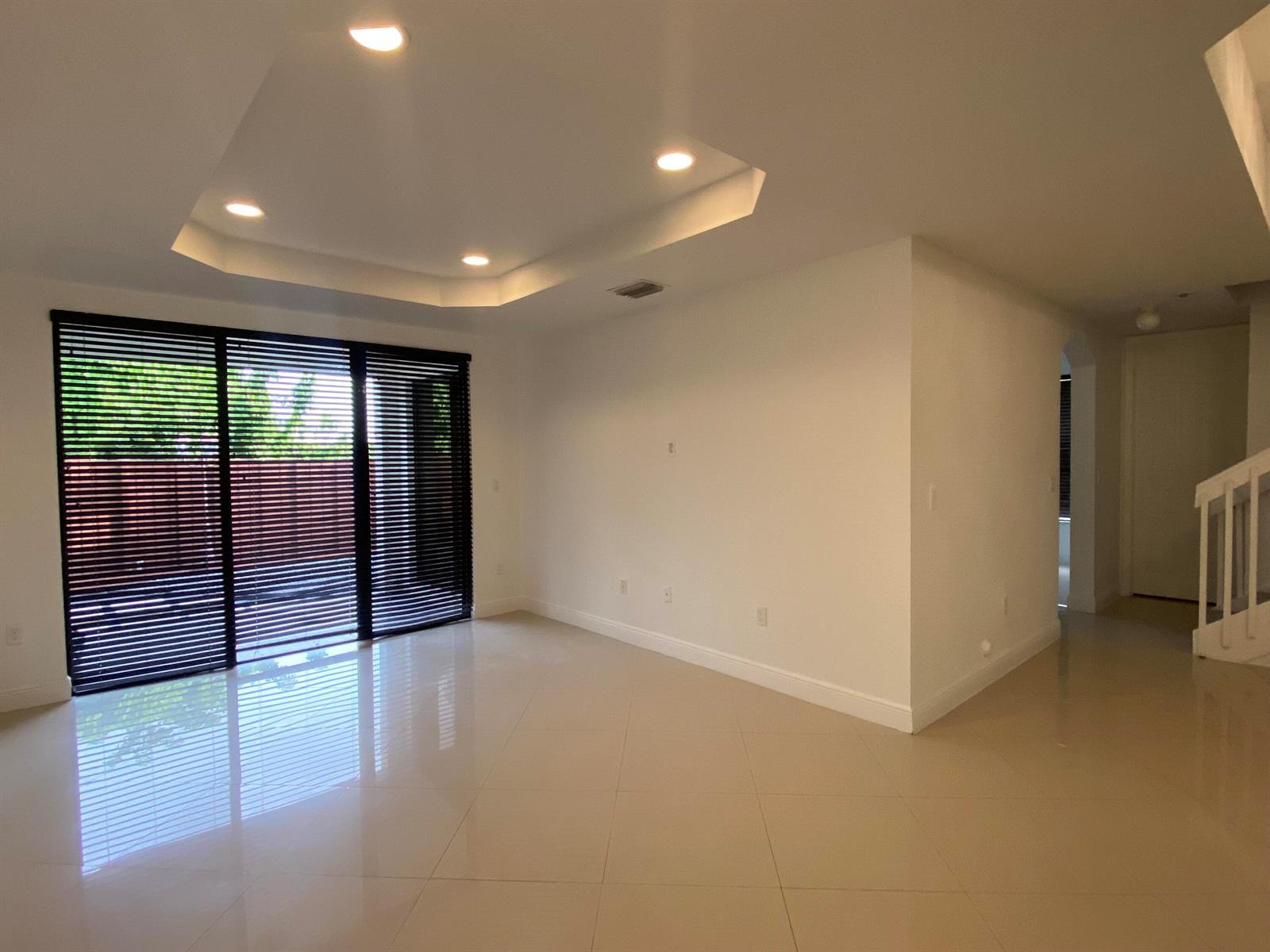 8936 SW 228th Lane, Cutler Bay FL 33190 photo 2