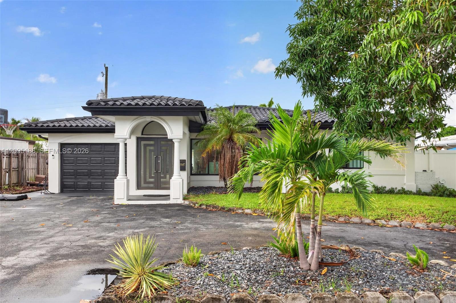 2545 SE 2nd Ct, Pompano Beach FL 33062
