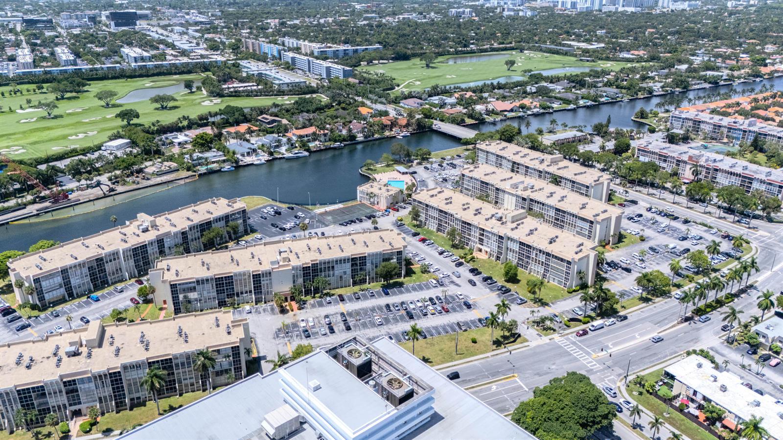 801 THREE ISLANDS Boulevard # 303, Hallandale Beach FL 33009 photo 5