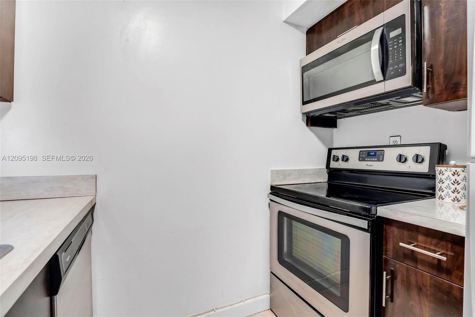 8550 SW 109th Ave # 204, Miami FL 33173 photo 5