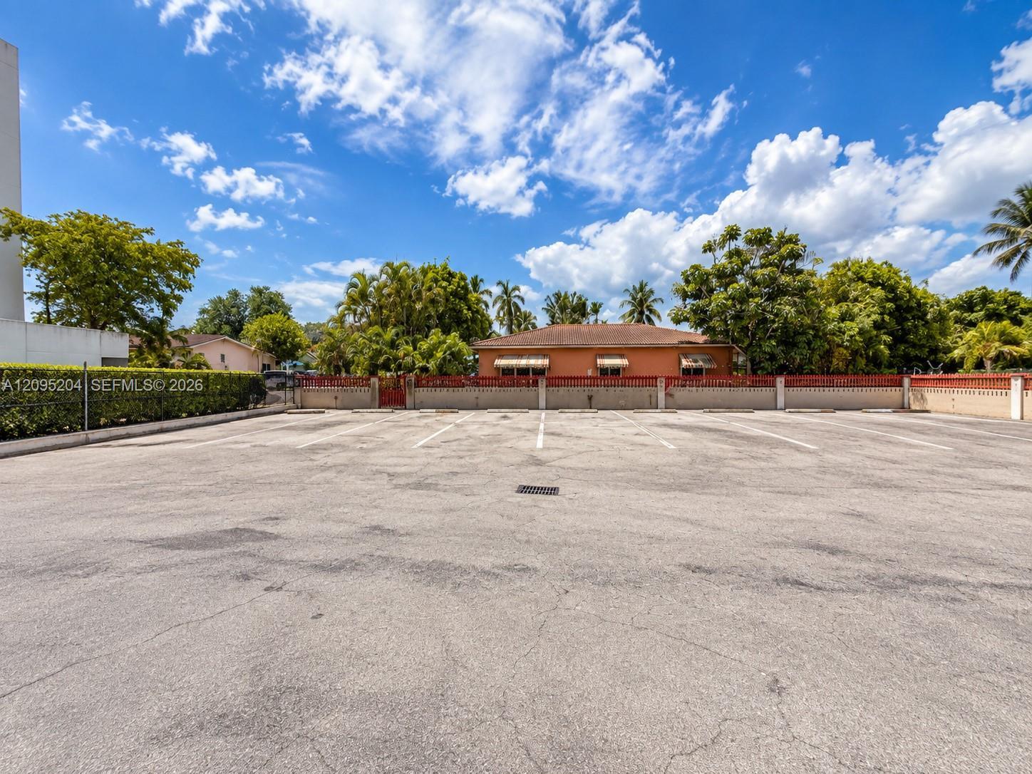 2200 N Federal Hwy, Hollywood FL 33020 photo 3