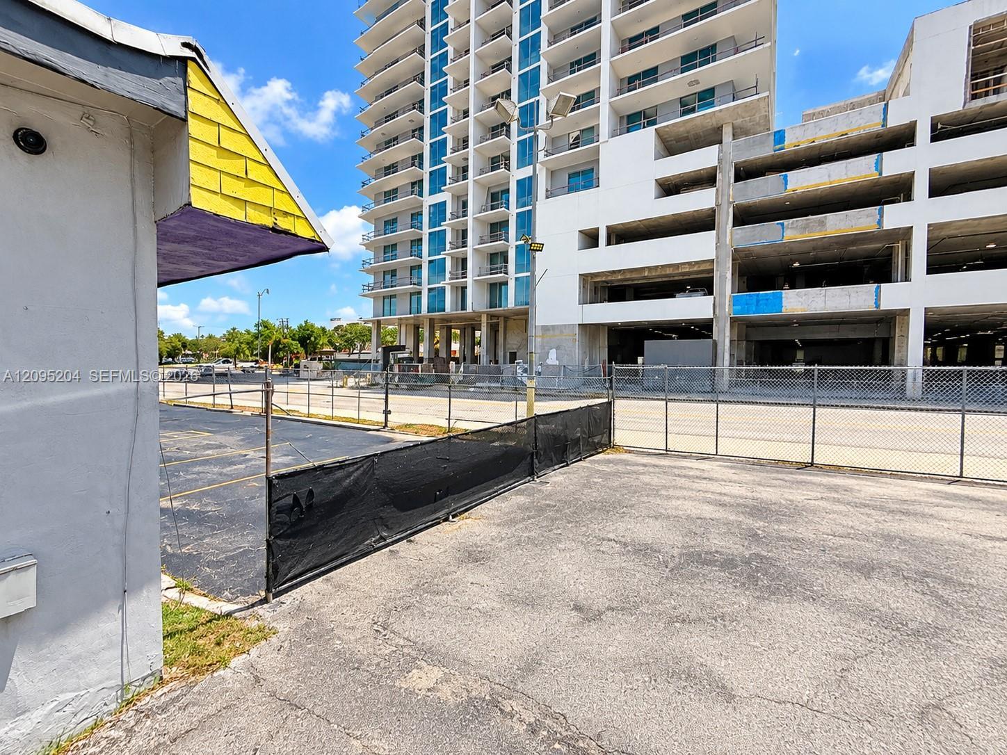 2200 N Federal Hwy, Hollywood FL 33020 photo 4