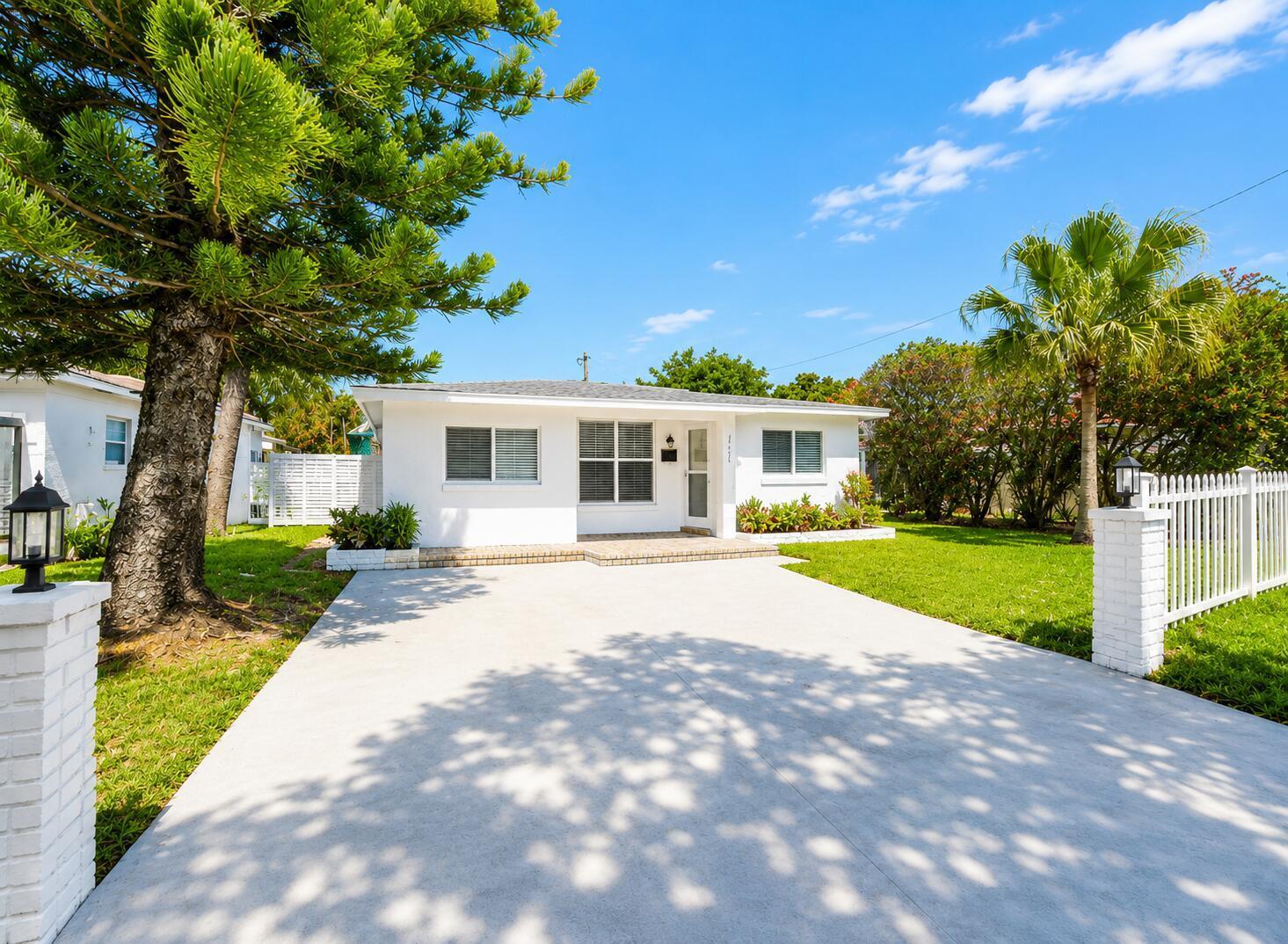1721 N 16TH Court, Hollywood FL 33020 photo 5