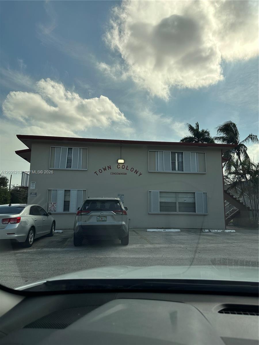 2918 Funston St # 33B, Hollywood FL 33020