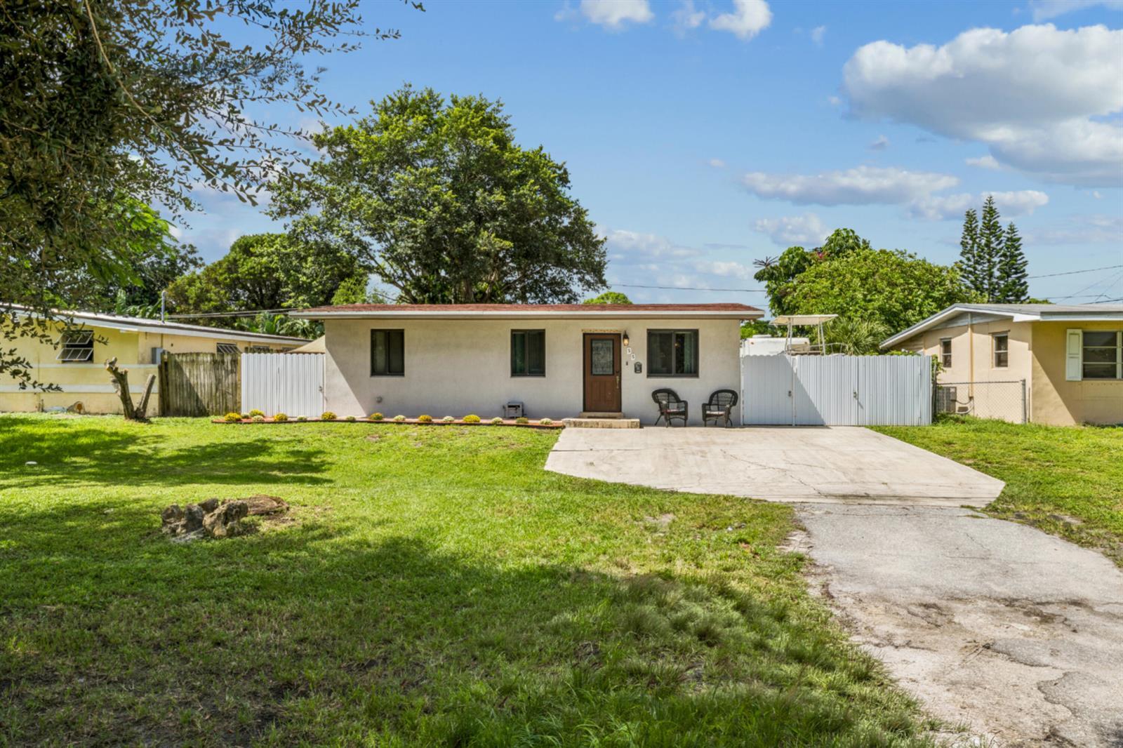 55 Davis Road, Palm Springs FL 33461 photo 5