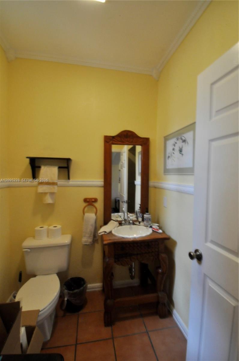 8391 NW 142nd St # 8391, Miami Lakes FL 33016 photo 3