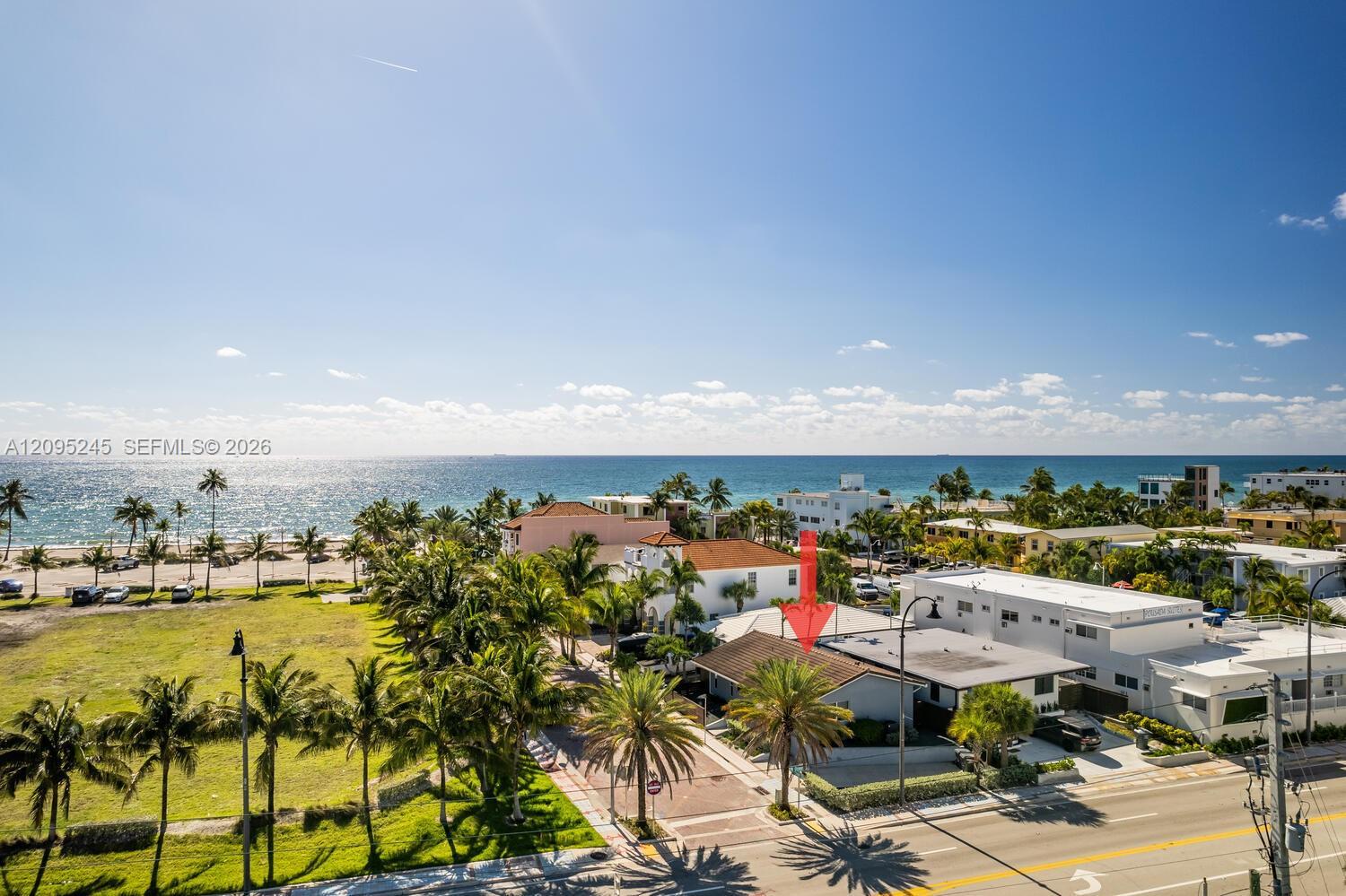 328 Missouri St, Hollywood FL 33019 photo 2