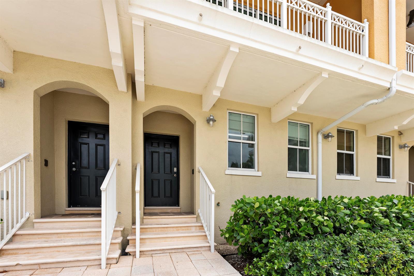 643 CASA LOMA Boulevard, Boynton Beach FL 33435 photo 3