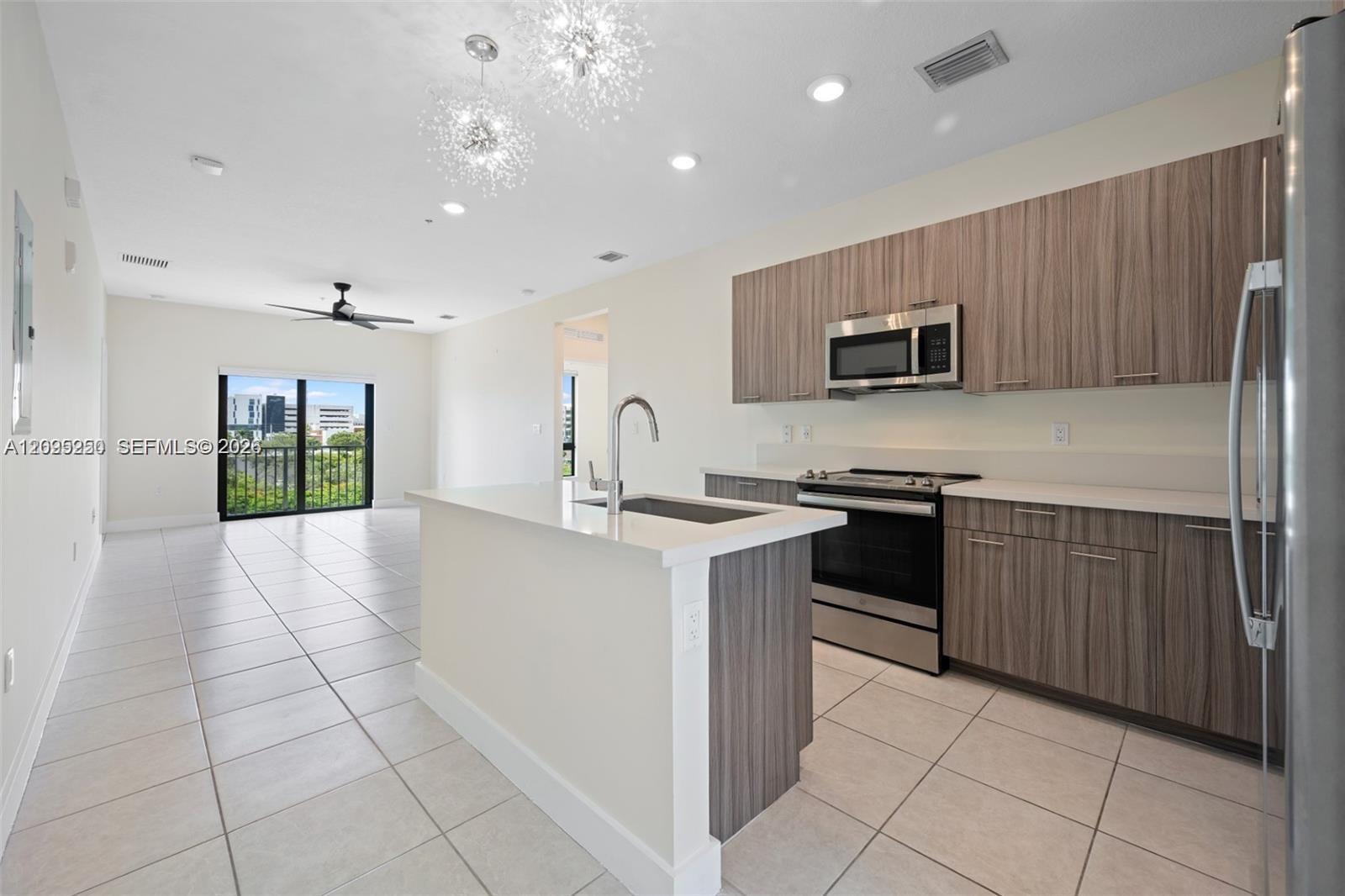 8301 NW 41st St # 401, Doral FL 33166 photo 2