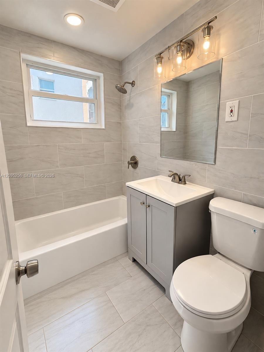 1537 Jefferson Ave # 11, Miami Beach FL 33139 photo 5