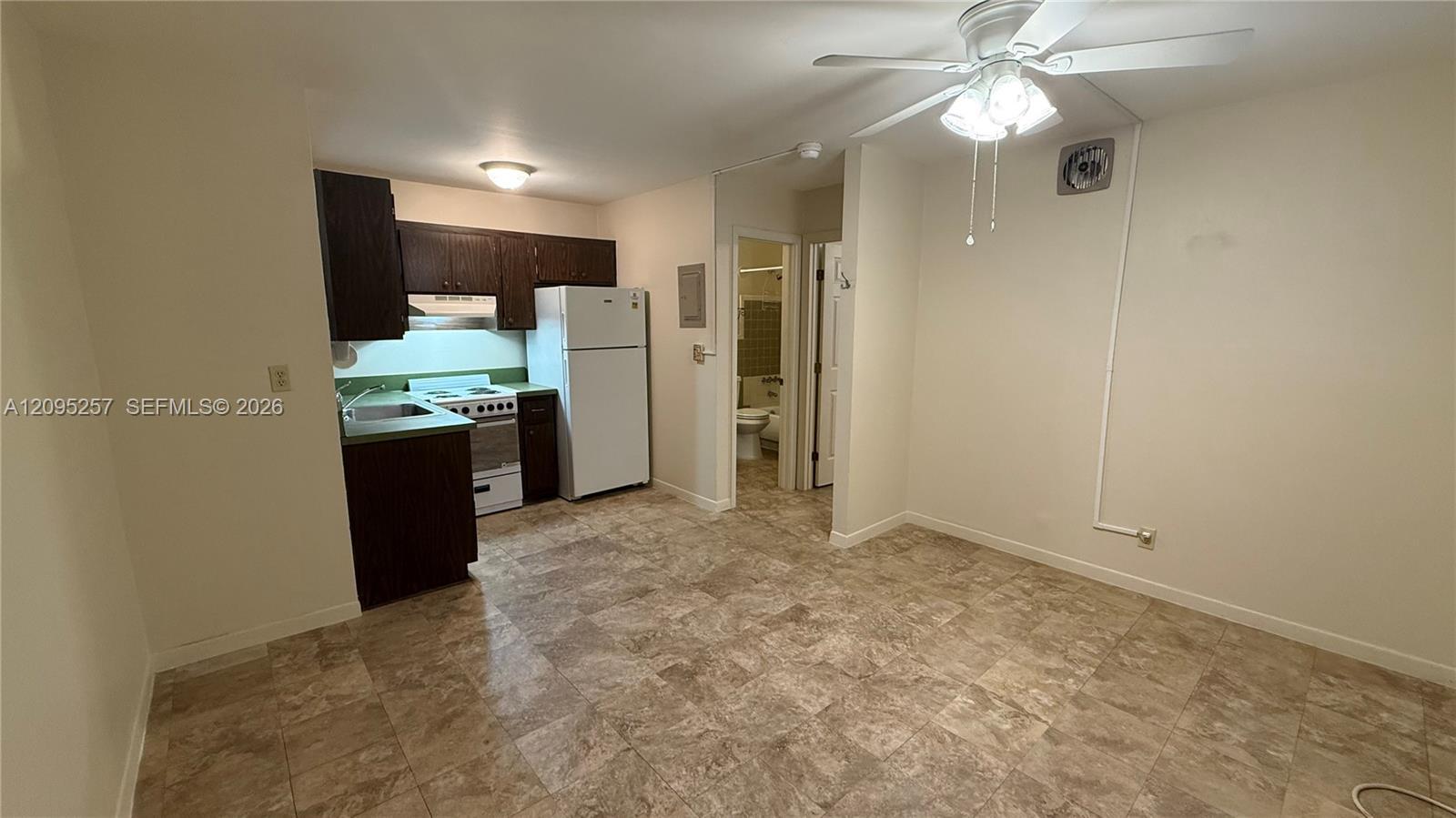 2400 SW 42nd Ave # 6, Fort Lauderdale FL 33317 photo 3