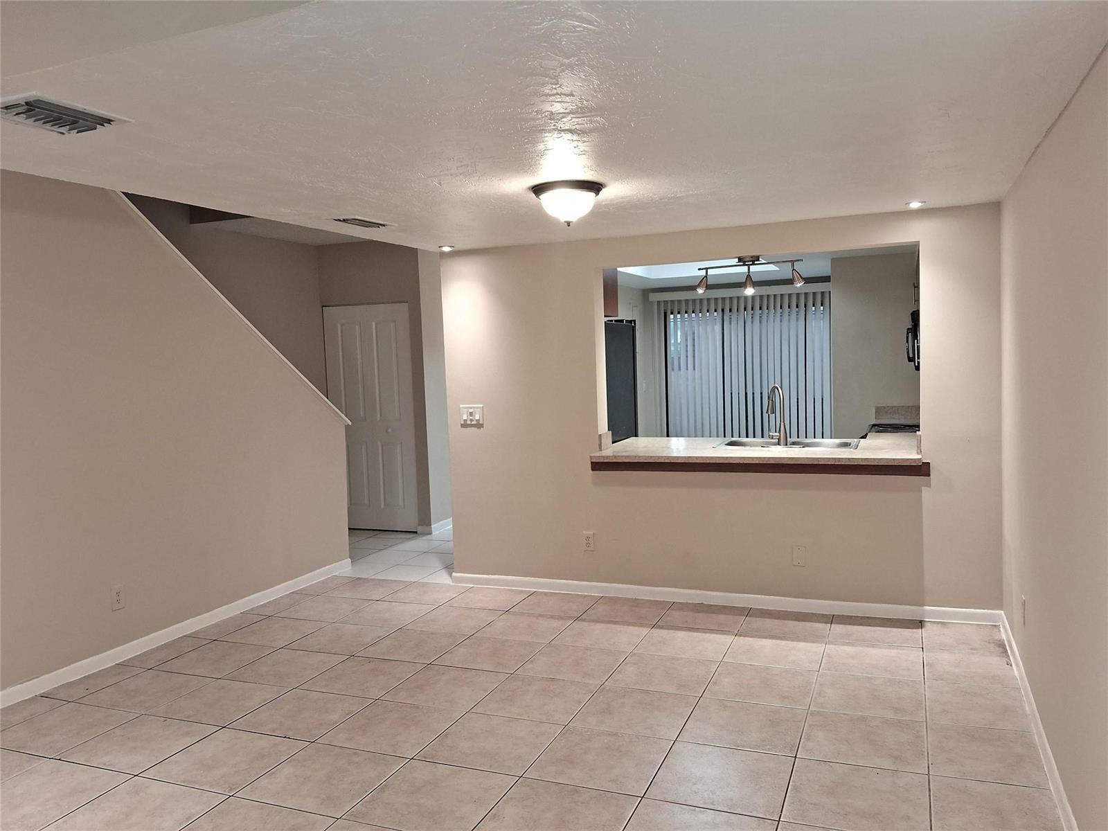 4669 NW 89TH Avenue, Sunrise FL 33351 photo 3