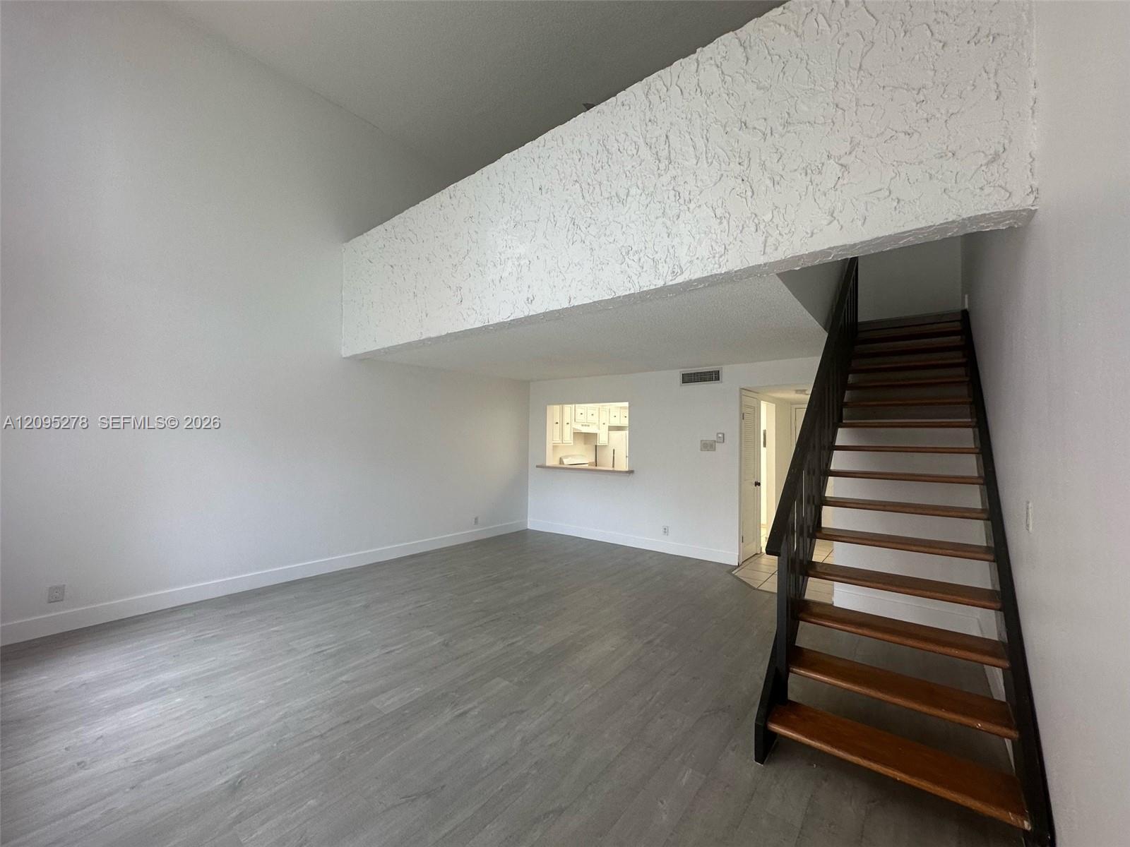 18111 NW 68th Ave # H204, Hialeah FL 33015 photo 5