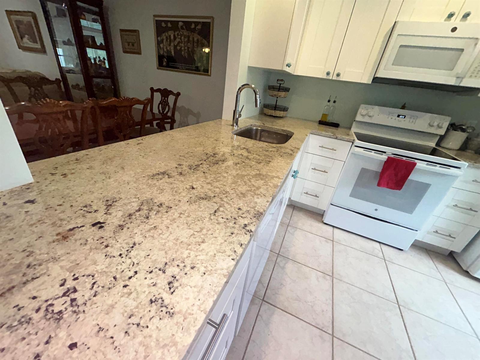 878 Worcester Lane, Lake Worth FL 33467 photo 5
