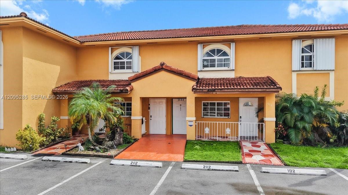 3554 W 80th St # 202, Hialeah FL 33018 photo 4