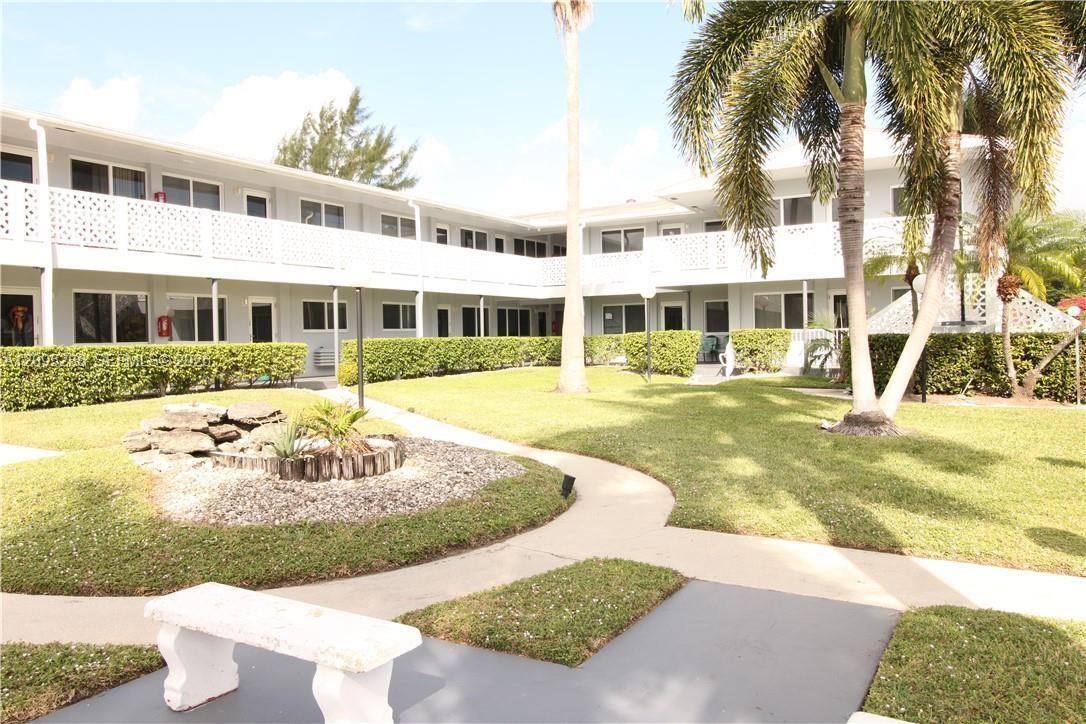 600 Layne Blvd # 123, Hallandale Beach FL 33009