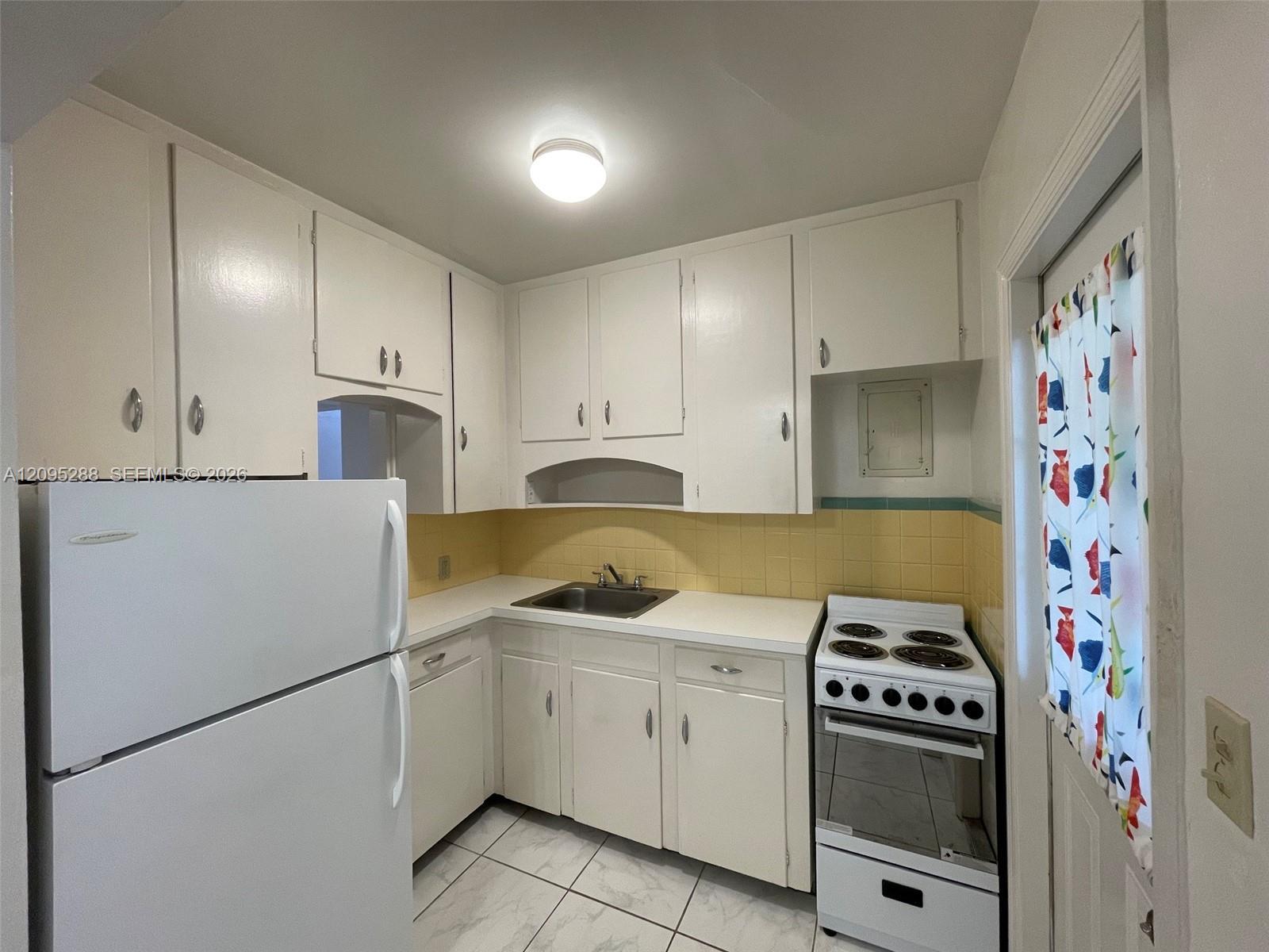 702 SE 16th St # 702, Fort Lauderdale FL 33316