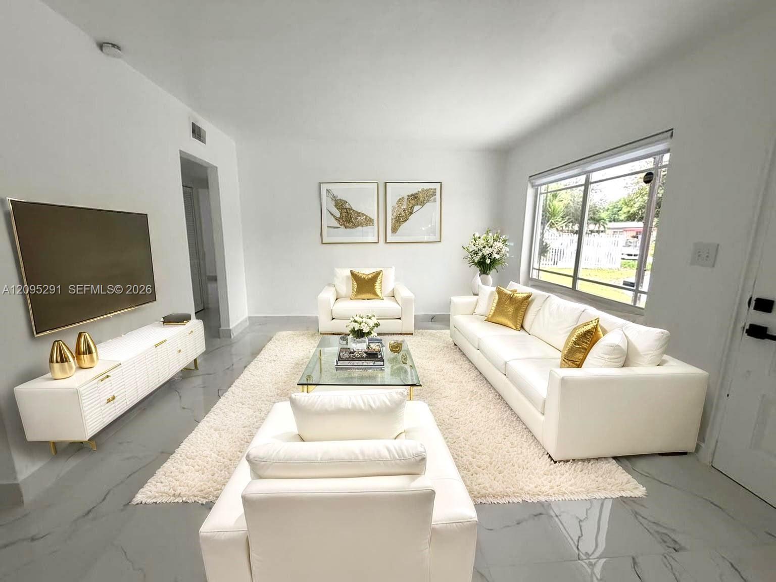 951 E 18th St, Hialeah FL 33013 photo 4