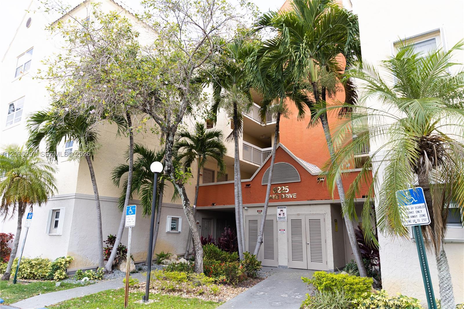 8225 Lake Dr # 203, Doral FL 33166 photo 2