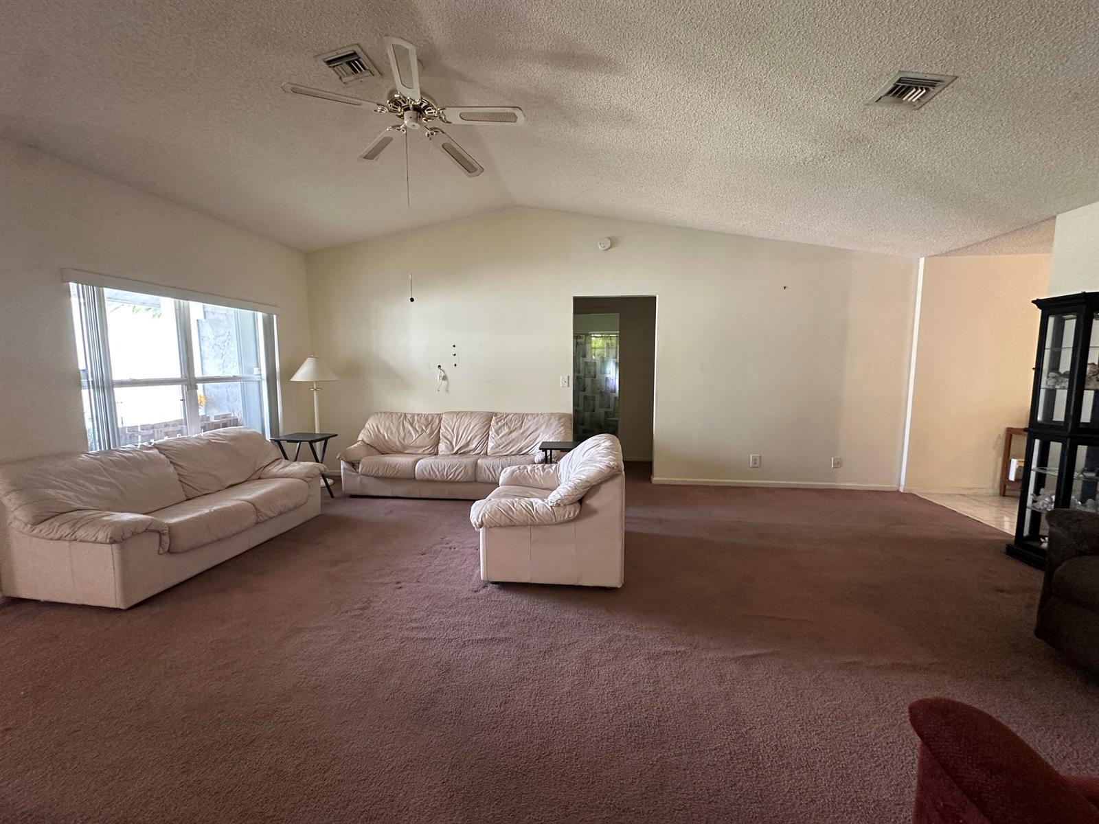 5225 Blueberry Hill Avenue, Lake Worth FL 33463 photo 5