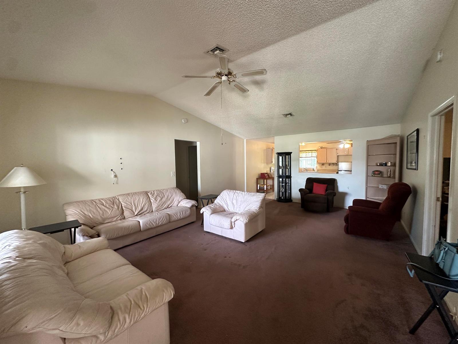 5225 Blueberry Hill Avenue, Lake Worth FL 33463 photo 4