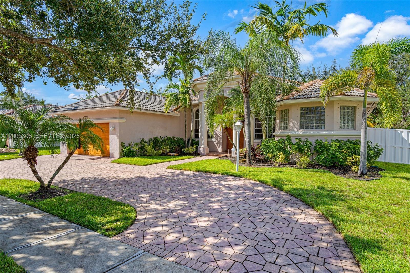 13831 NW 16th St, Pembroke Pines FL 33028 photo 2