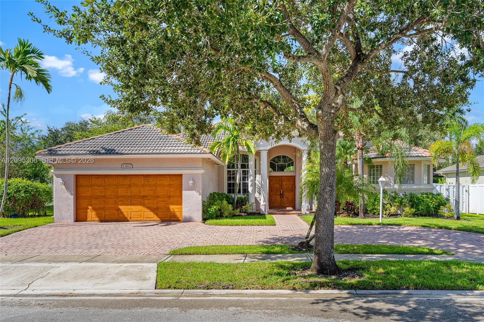 13831 NW 16th St, Pembroke Pines FL 33028 photo 3