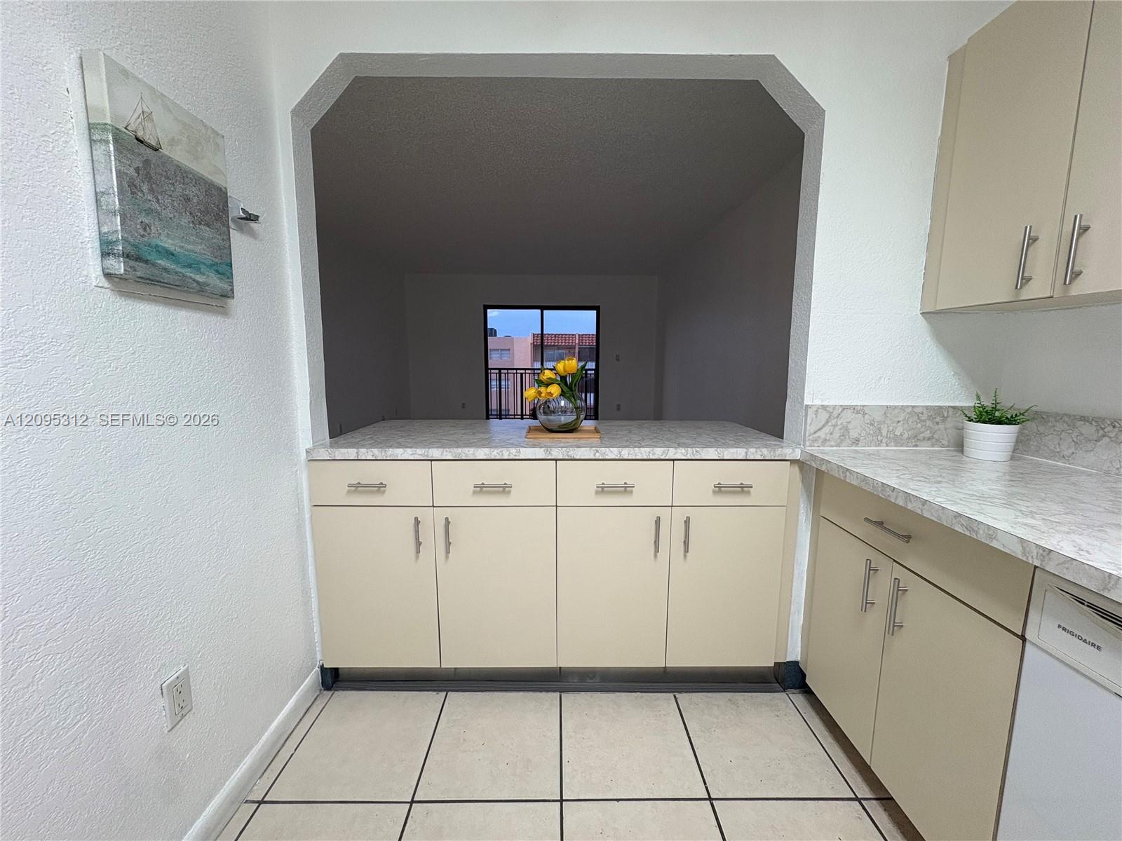 6130 W 19th Ave # 309, Hialeah FL 33012 photo 3