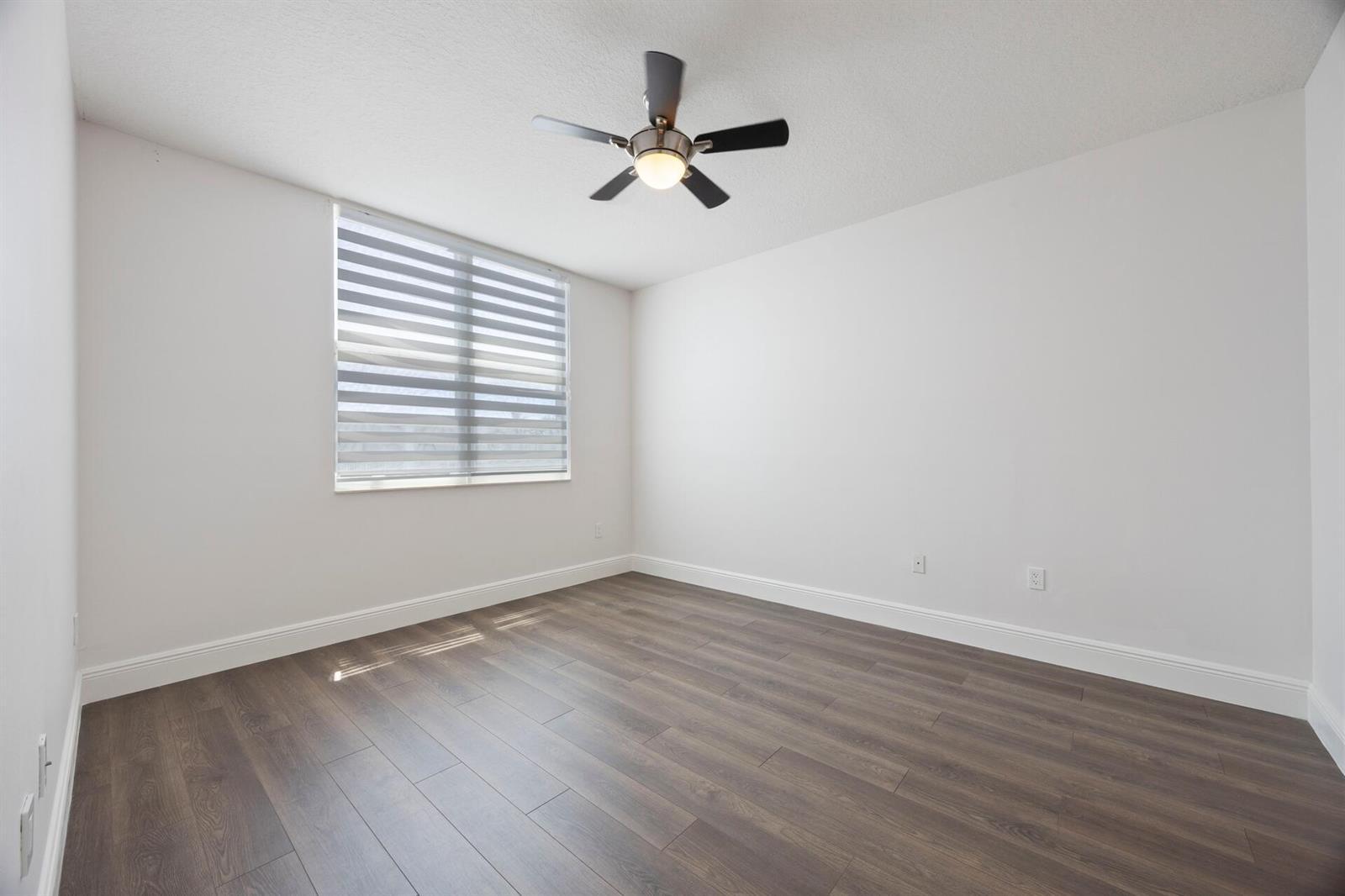 804 E WINDWARD Way # 621, Lantana FL 33462 photo 5