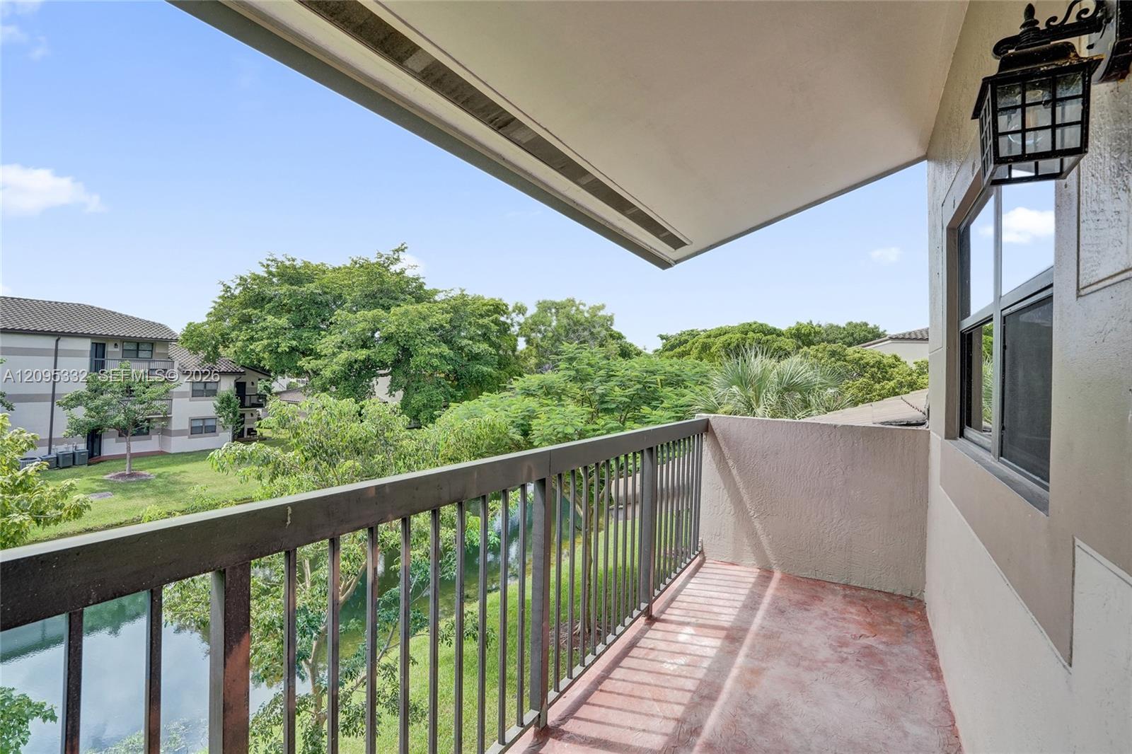 9946 Nob Hill Pl # 9946, Sunrise FL 33351 photo 2