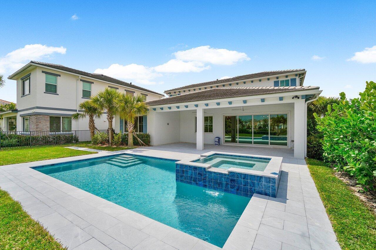 12289 Waterstone Circle, Palm Beach Gardens FL 33412 photo 5