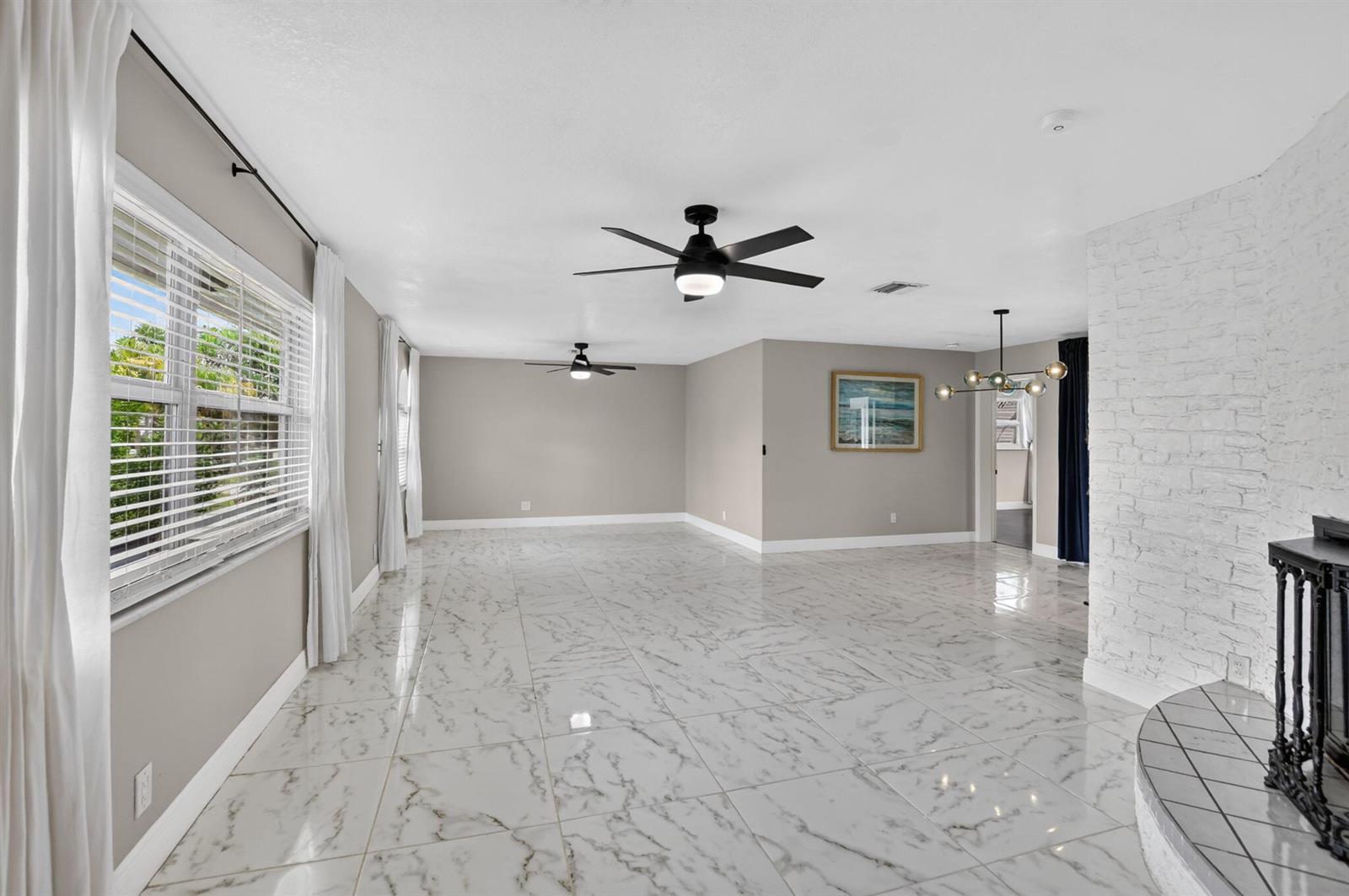 214 NE 25th Street, Boca Raton FL 33431 photo 4