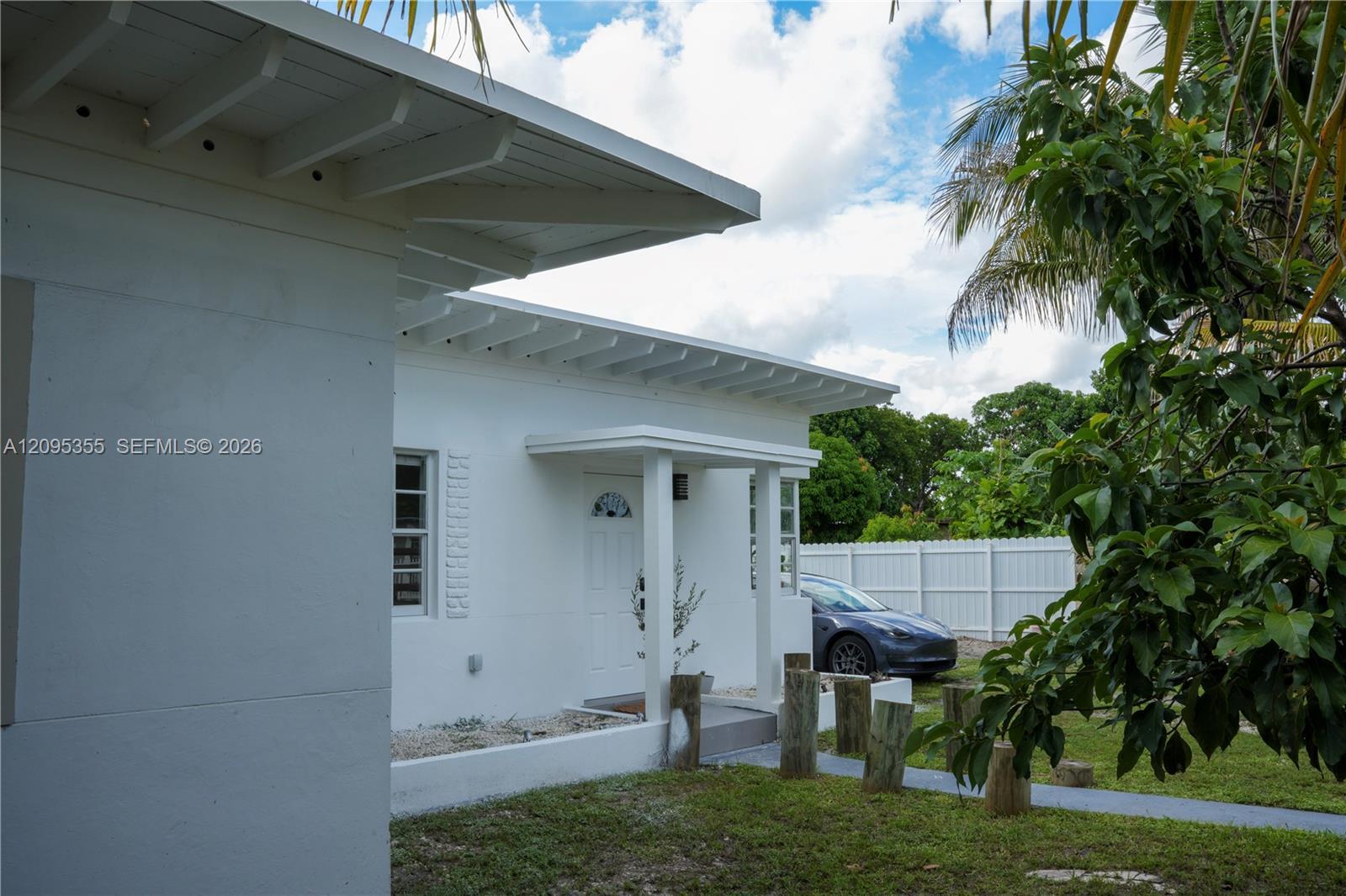 11720 NW 5th Ave, Miami FL 33168 photo 4