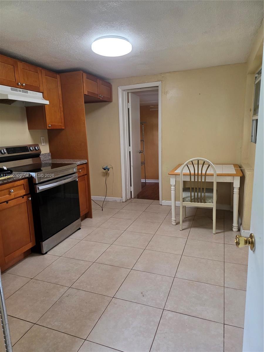 1957 NE 177th St # 1, North Miami Beach FL 33162 photo 3