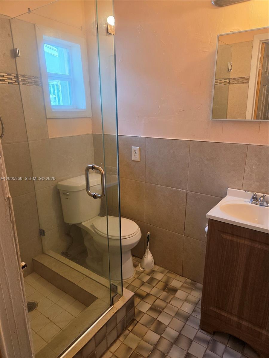 1957 NE 177th St # 1, North Miami Beach FL 33162 photo 5
