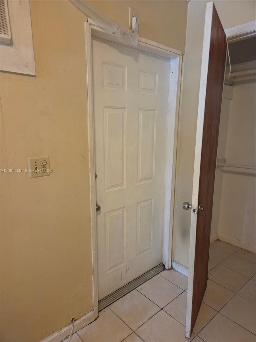 1957 NE 177th St # 1, North Miami Beach FL 33162 photo 4
