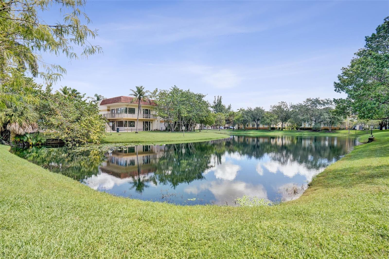 4748 SW 63rd Terrace, Davie FL 33314 photo 2