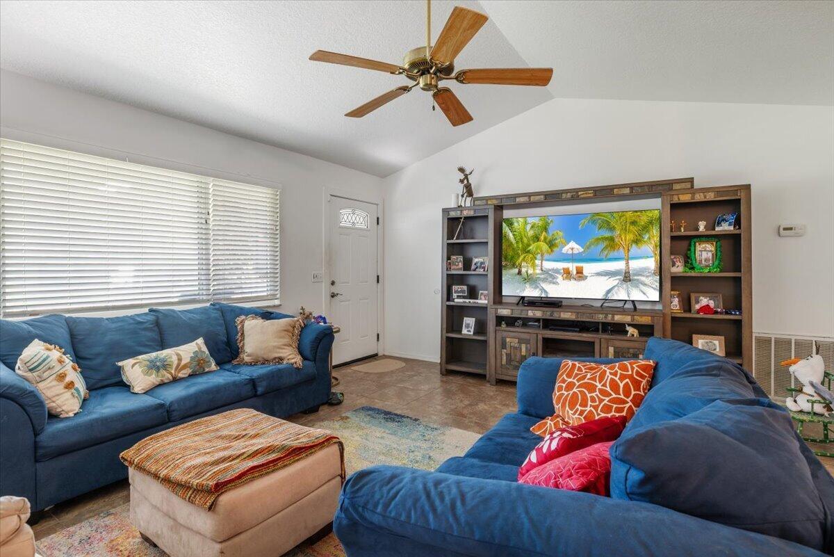 3640 3rd Place, Vero Beach FL 32968 photo 5